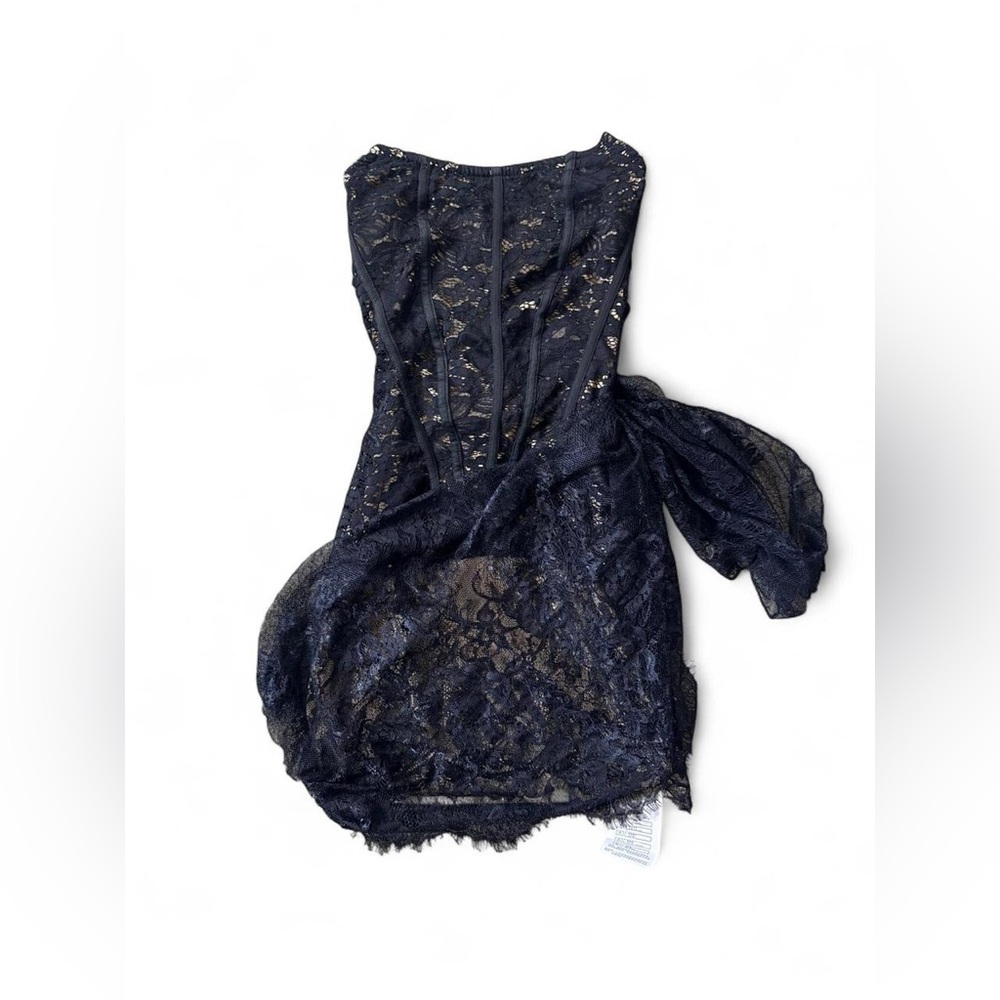 ᧔𐓪᧓ Strapless Lace Corset Mini Dress